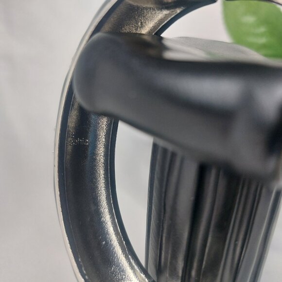 Lia Sophia Bracelet Black Shiny Oval Rhinestones Enamel Clamper Safety Clasp EUC - Picture 5 of 9